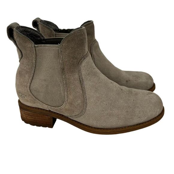 UGG Australia Bonham Chelsea Ankle Boots Suede Leather Waterproof Taupe Size 6 - Picture 1 of 10